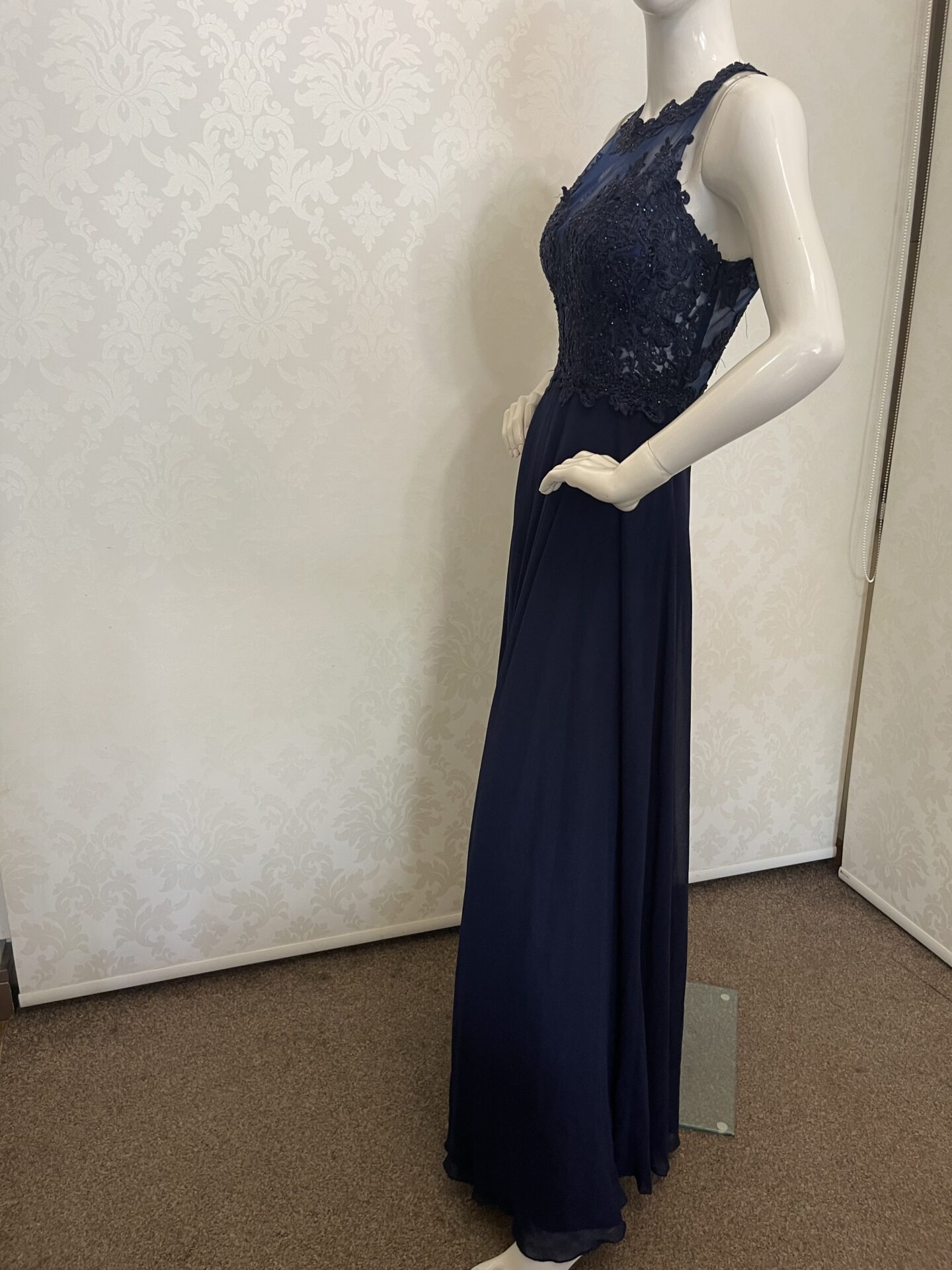 Granatowa Suknia Maxi w stylu Glamour. - obrazek 3