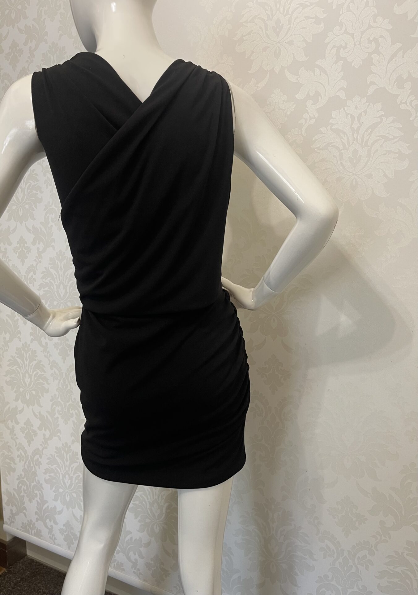 Sukienka czarna Mini Glamour Klubowa - obrazek 4